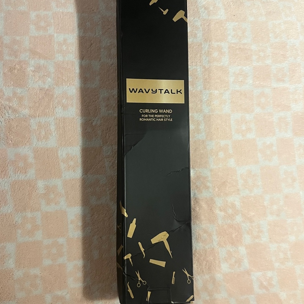 Wavytalk Curling Wand in Black and Gold